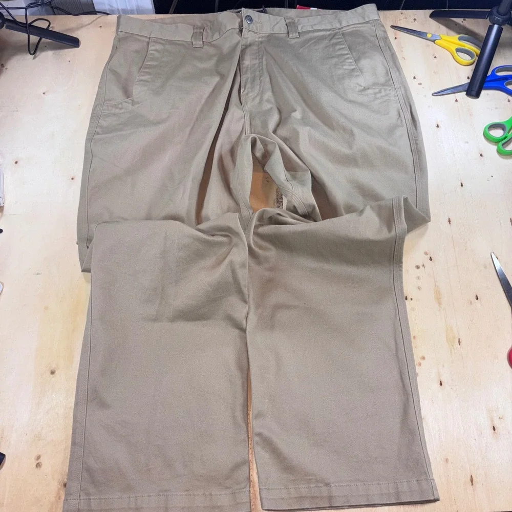 Mountain Khakis Relaxed Fit Tan Chino Pants Mens 42x32 Cotton Blend Outdoor